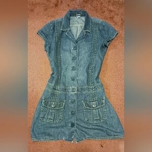 Adorable Old Navy Denim Button-Up Dress